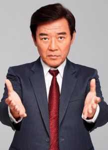 李立群