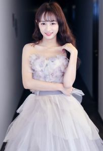 黄婷婷